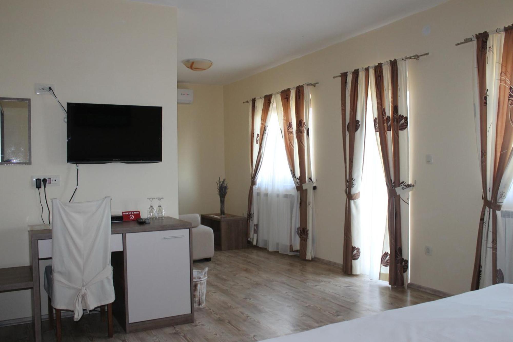 بييلوفار Rooms & Apartment Vinia الغرفة الصورة