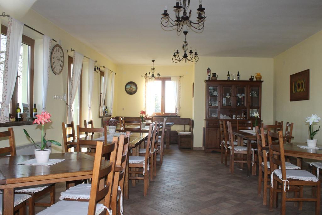 بييلوفار Rooms & Apartment Vinia المظهر الخارجي الصورة