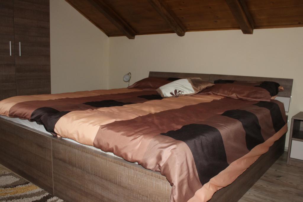 بييلوفار Rooms & Apartment Vinia الغرفة الصورة